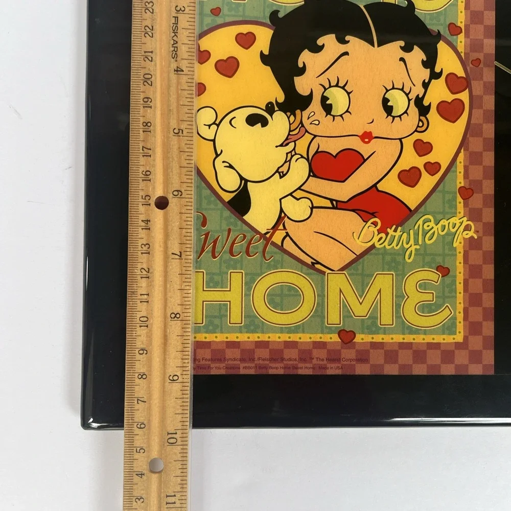 VTG 1999 Betty Boop Home Sweet Home Wall Analog Clock Lacquered Frame READ